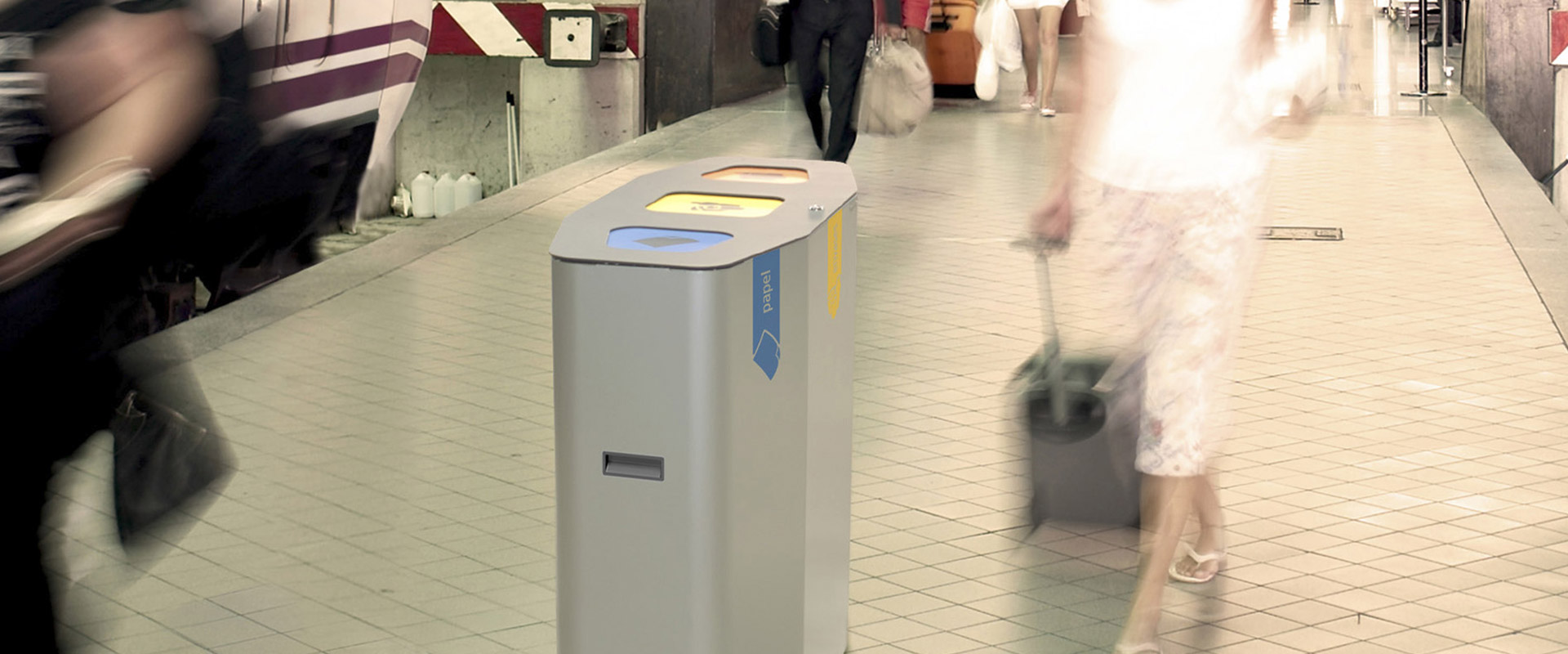 poubelle de gare